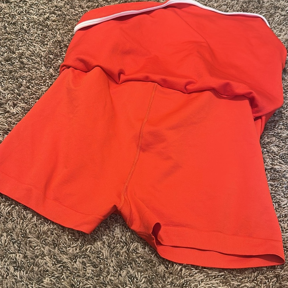 Offline by Aerie Hole In One Terry Skirt Set XL - Picture 12 of 13